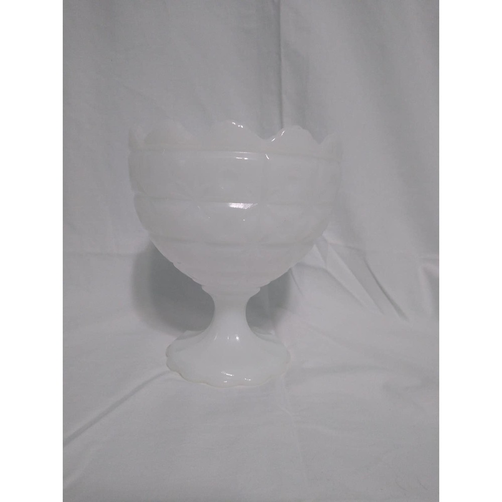 Napco 1185 milk glass candy dish